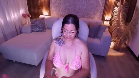 Megan  online show from October 27, 8:02 pm