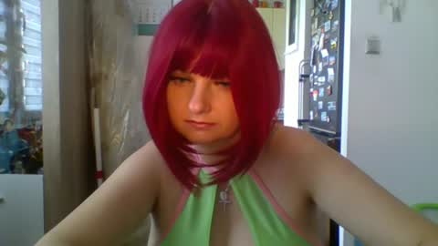 Snapshot of meganwetpussy chatting on July 14, 10:32 am Megan online show from July 14, 10:32 am