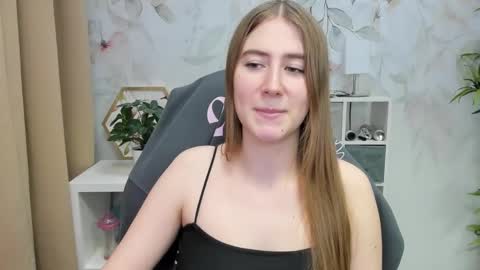 Megan online show from December 17, 5:26 pm