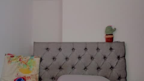 Snapshot of meganysammy chatting on June 1, 8:32 pm megansammy online show from June 1, 8:32 pm