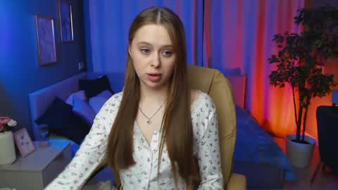 Snapshot of megg_ryan chatting on May 24, 2:00 pm megg_ryan online show from May 24, 2:00 pm