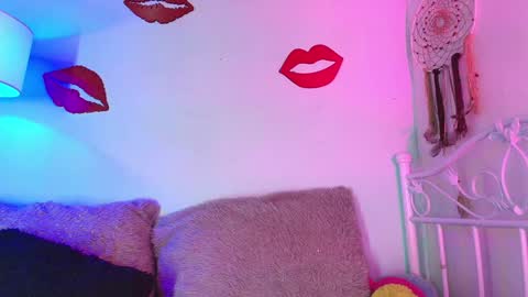 Snapshot of meggan_jade chatting on January 21, 11:45 pm Meggan online show from January 21, 11:45 pm