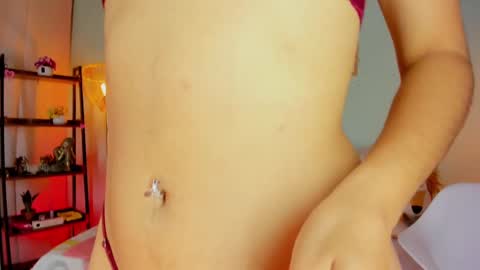 Snapshot of meggan_jade chatting on March 12, 11:44 pm Meggan online show from March 12, 11:44 pm