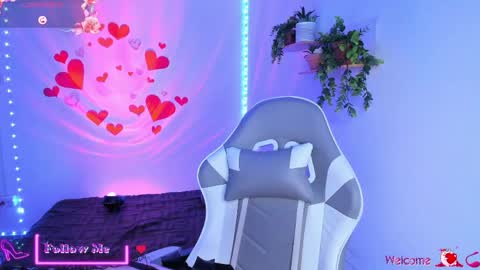   online show from April 29, 12:37 am