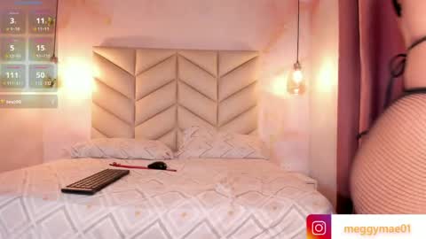 MEGGY MAE online show from April 11, 4:22 pm