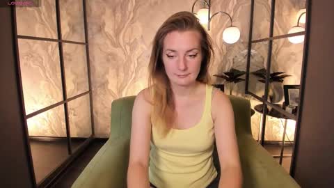 Meggy online show from September 19, 1:23 pm