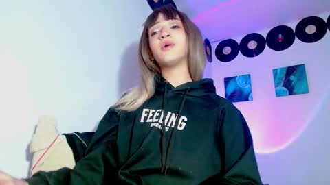 meghan_devil_ online show from March 14, 9:59 am