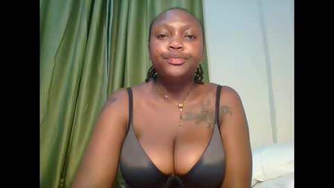 meghan_spice online show from October 13, 6:41 pm