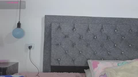 Meghan  online show from November 5, 9:04 pm