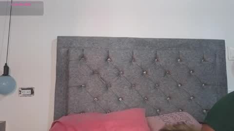 Meghan  online show from December 22, 7:55 pm