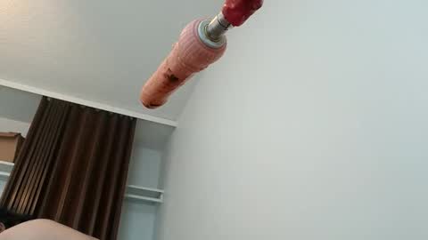 meheriuk68 online show from October 18, 11:16 pm