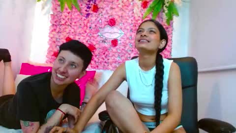 mei and gaby online show from October 7, 5:37 am