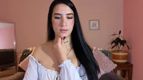 Mei online show from October 11, 11:31 am