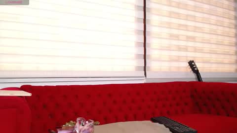 Snapshot of meilybarbie chatting on January 17, 12:43 pm meilybarbie online show from January 17, 12:43 pm