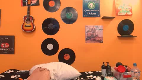 MEIS online show from November 21, 2:10 am