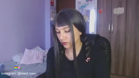 Snapshot of mel_dahlia chatting on June 7, 10:02 pm Melissa - - Please help me to reach 100 thumbs up online show from June 7, 10:02 pm
