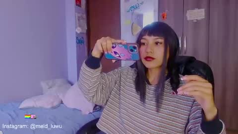 Snapshot of mel_dahlia chatting on June 8, 8:31 pm Melissa - - Please help me to reach 100 thumbs up online show from June 8, 8:31 pm