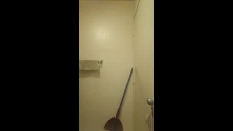 mel_hart_jr online show from May 31, 8:10 pm