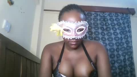 mel online show from December 13, 7:43 pm