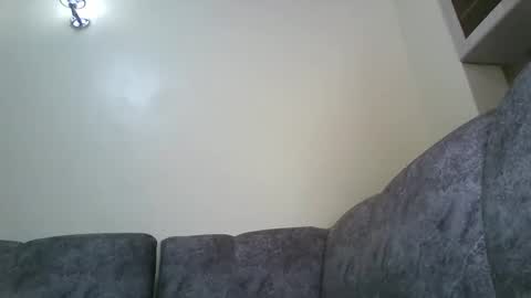 mel online show from December 25, 8:51 am