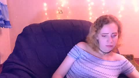 Snapshot of mel_mellie chatting on January 26, 9:29 pm Mel Mellie online show from January 26, 9:29 pm