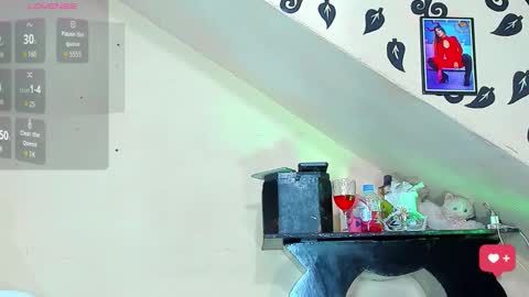 Snapshot of mel_rousse chatting on February 17, 2:52 am mel_rousse online show from February 17, 2:52 am