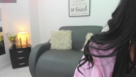 melan_owen online show from December 28, 10:36 am