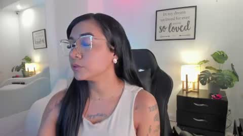melan_owen online show from July 10, 10:51 am