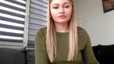Melania online show from February 9, 12:30 pm