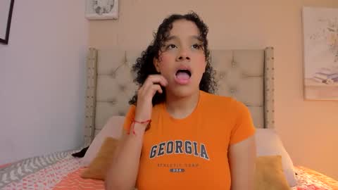 melania_xtreme online show from April 15, 3:24 am