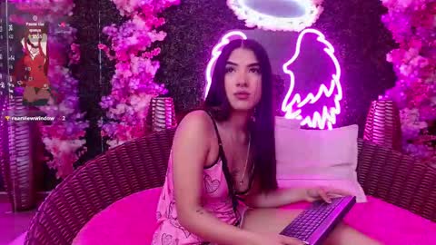 Snapshot of melanie_bianco chatting on September 12, 11:15 pm Melanie online show from September 12, 11:15 pm