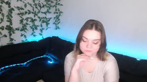 Snapshot of melanie_kissx chatting on February 6, 8:07 am Melanie kissx online show from February 6, 8:07 am