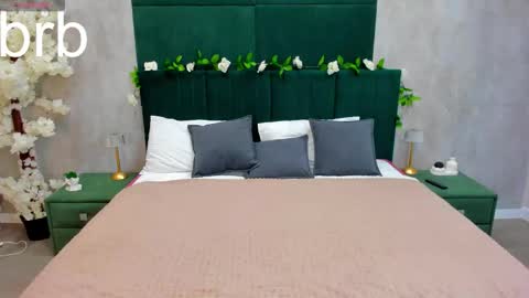 Melanie online show from November 13, 1:15 am