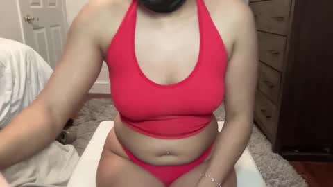 Snapshot of melaniebellxo chatting on March 8, 9:29 pm princess mel online show from March 8, 9:29 pm