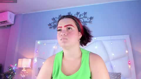 Melanie online show from December 19, 11:50 am