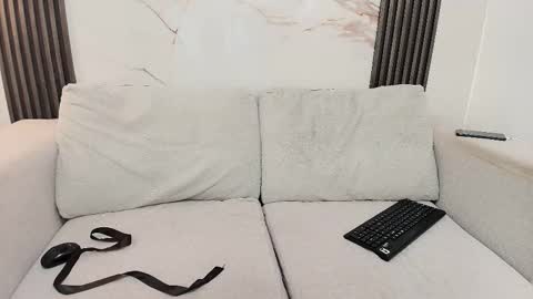 Snapshot of melaniepatton chatting on February 10, 9:30 pm Melanie online show from February 10, 9:30 pm