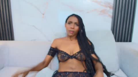 Snapshot of melaniepatton chatting on February 20, 5:46 pm Melanie online show from February 20, 5:46 pm