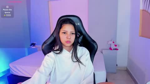  Melani  dont forget to follow me and like  online show from January 17, 7:41 am