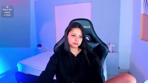  Melani  dont forget to follow me and like  online show from January 21, 10:30 am