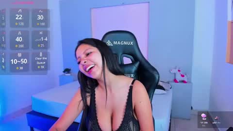  Melani  dont forget to follow me and like  online show from January 27, 6:52 am