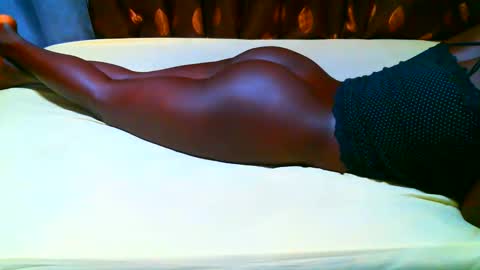Snapshot of melanin_queen22 chatting on September 9, 6:24 am melanin queen online show from September 9, 6:24 am