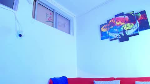 Snapshot of melannia_hills chatting on October 11, 7:23 pm melannia_hills online show from October 11, 7:23 pm