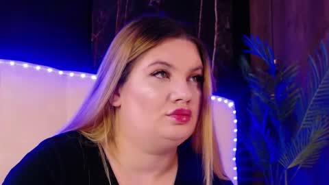 melanniebrown online show from March 19, 5:44 am