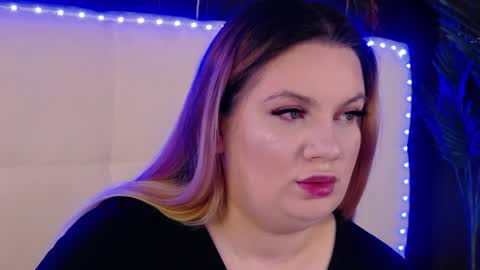 melanniebrown online show from April 7, 4:35 am