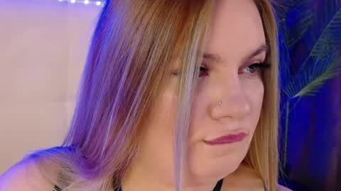 melanniebrown online show from April 11, 6:29 am