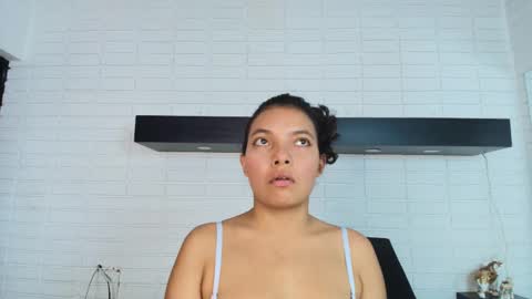 Melanny garcia online show from September 22, 7:38 pm