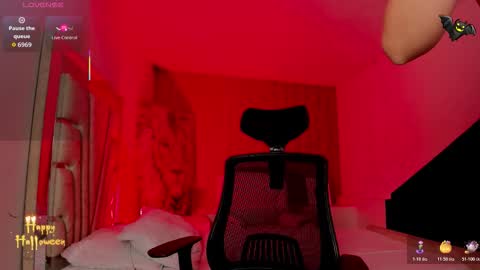 MelanyLuv online show from October 29, 10:22 pm