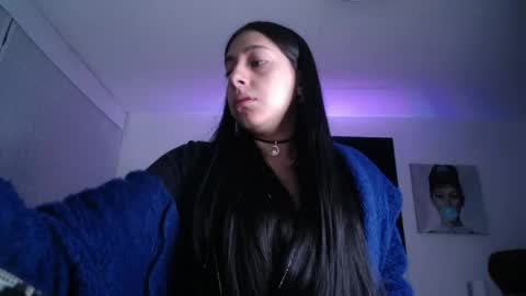 melanny_petite online show from April 21, 12:33 pm