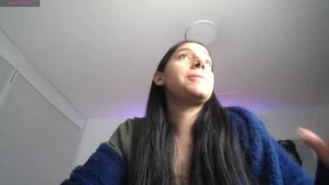 Snapshot of melanny_petite chatting on April 25, 1:03 pm melanny_petite online show from April 25, 1:03 pm