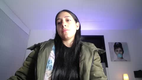 Snapshot of melanny_petite chatting on April 29, 11:36 am melanny_petite online show from April 29, 11:36 am